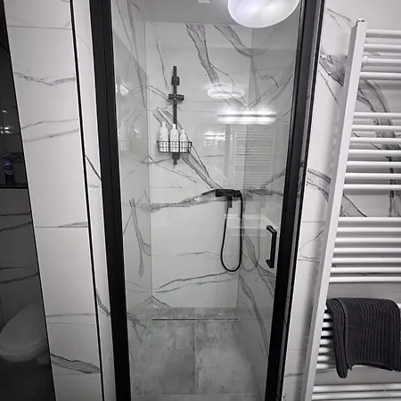 Vyhlad !-apartman 10-nova Lesna * Nová Lesná